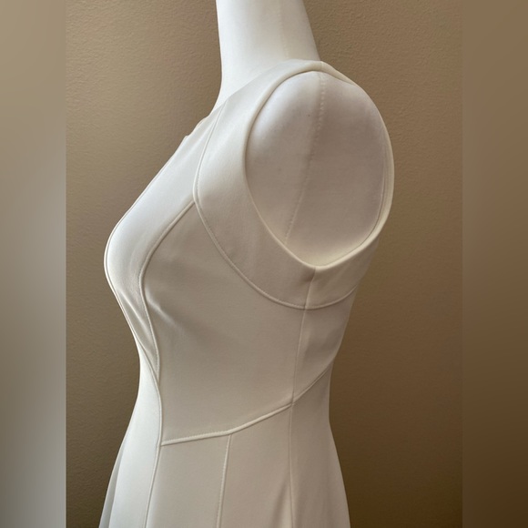 Non-wrinkle Dress - Picture 3 of 9